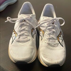 Saucony endorphin speed 3 running shoes